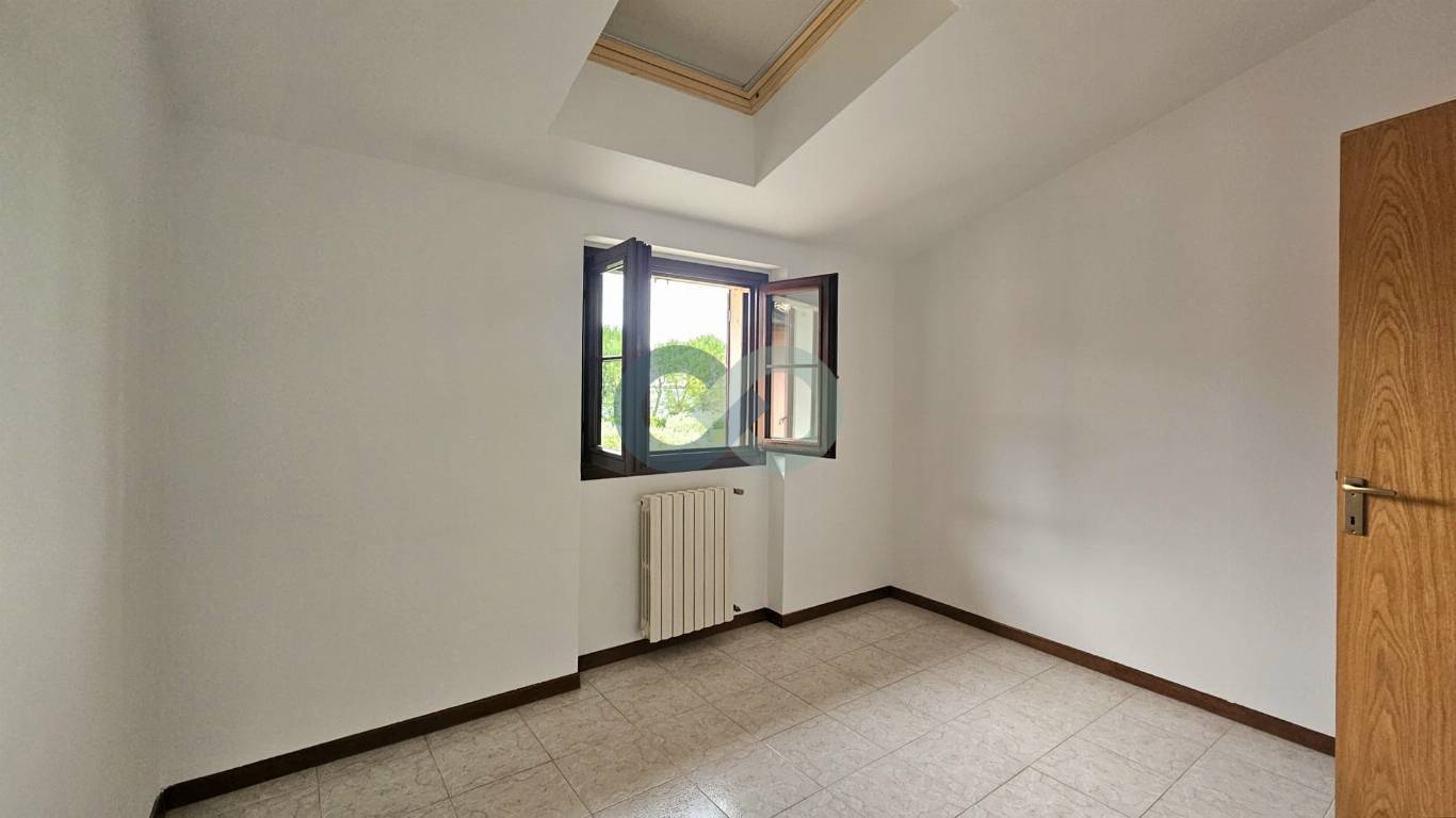 TRILOCALE MANSARDATO 25