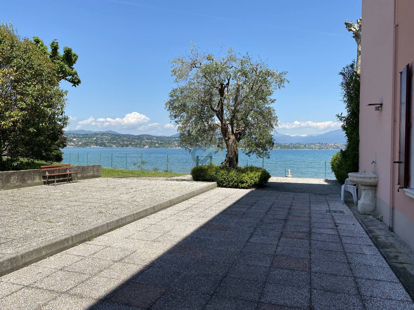 TRILOCALE MANSARDATO 33