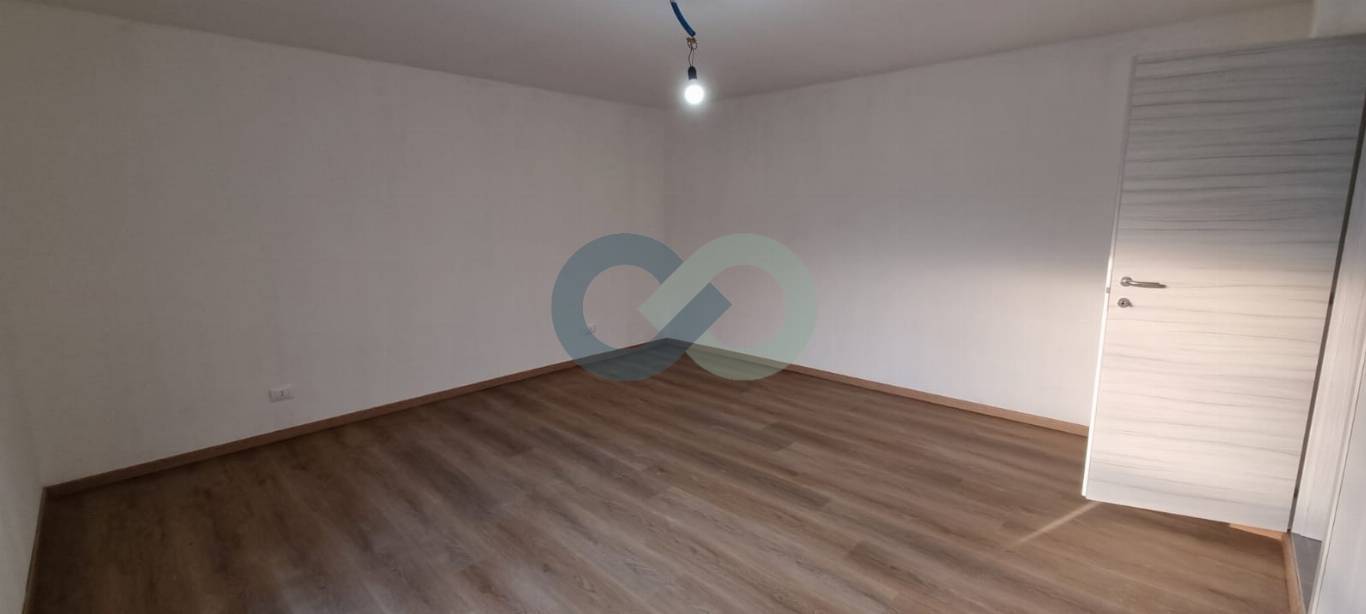 Bifamiliare con cortile privato 5