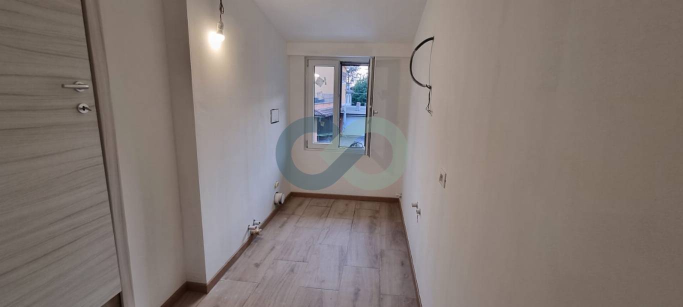 Bifamiliare con cortile privato 13