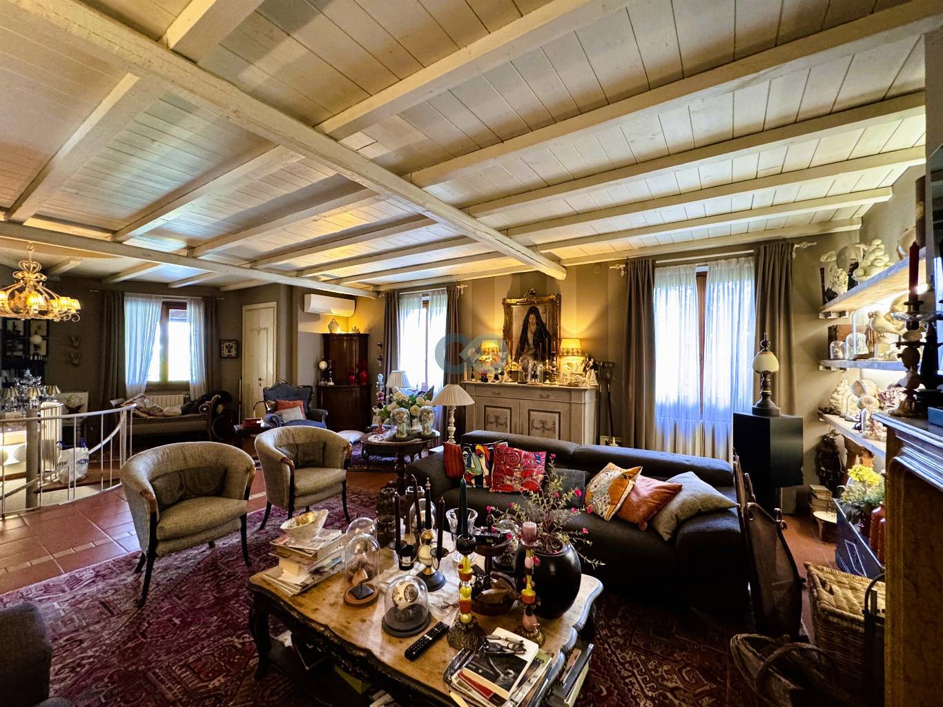 VILLA CON PISCINA 14