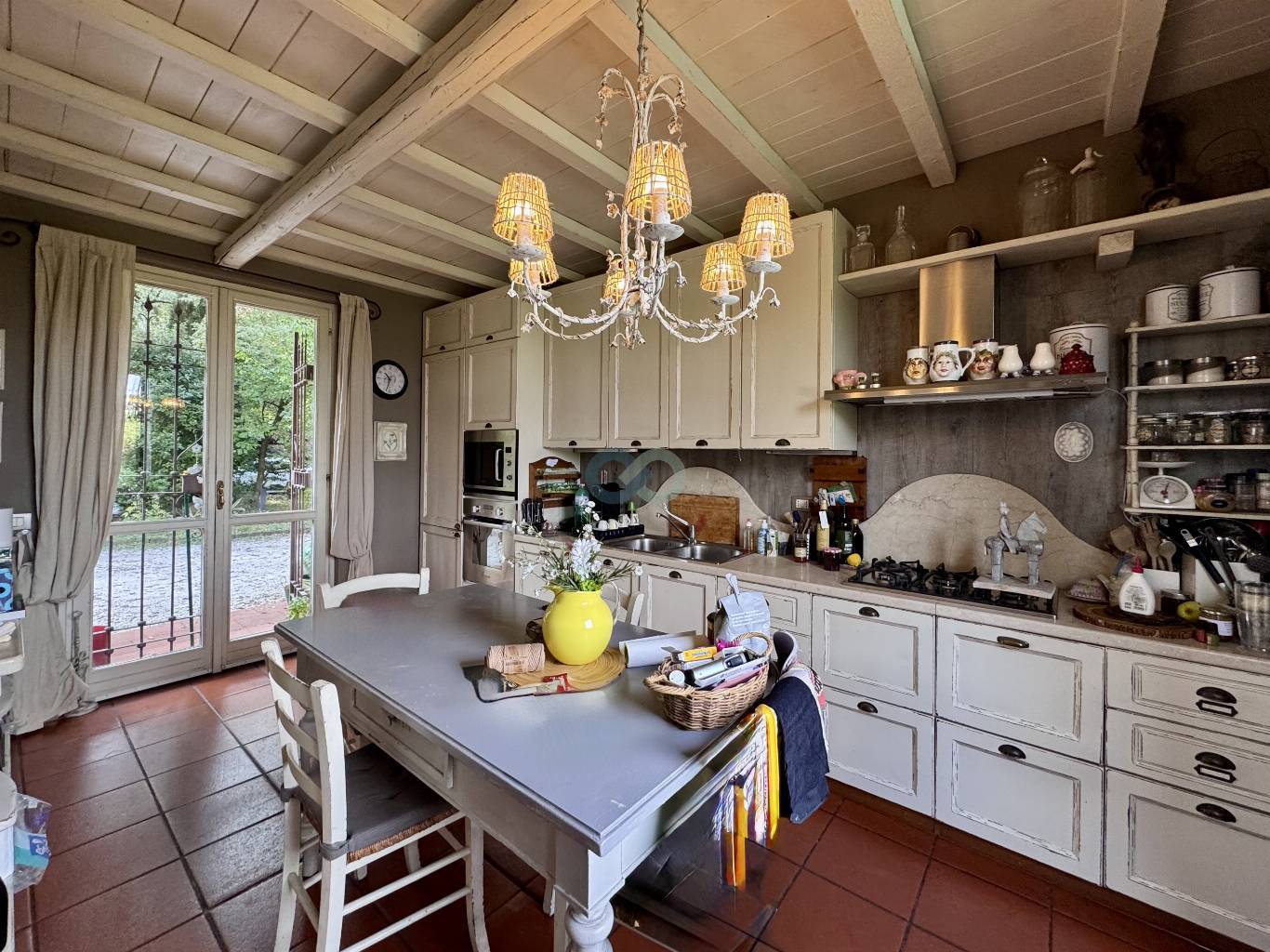 VILLA CON PISCINA 23