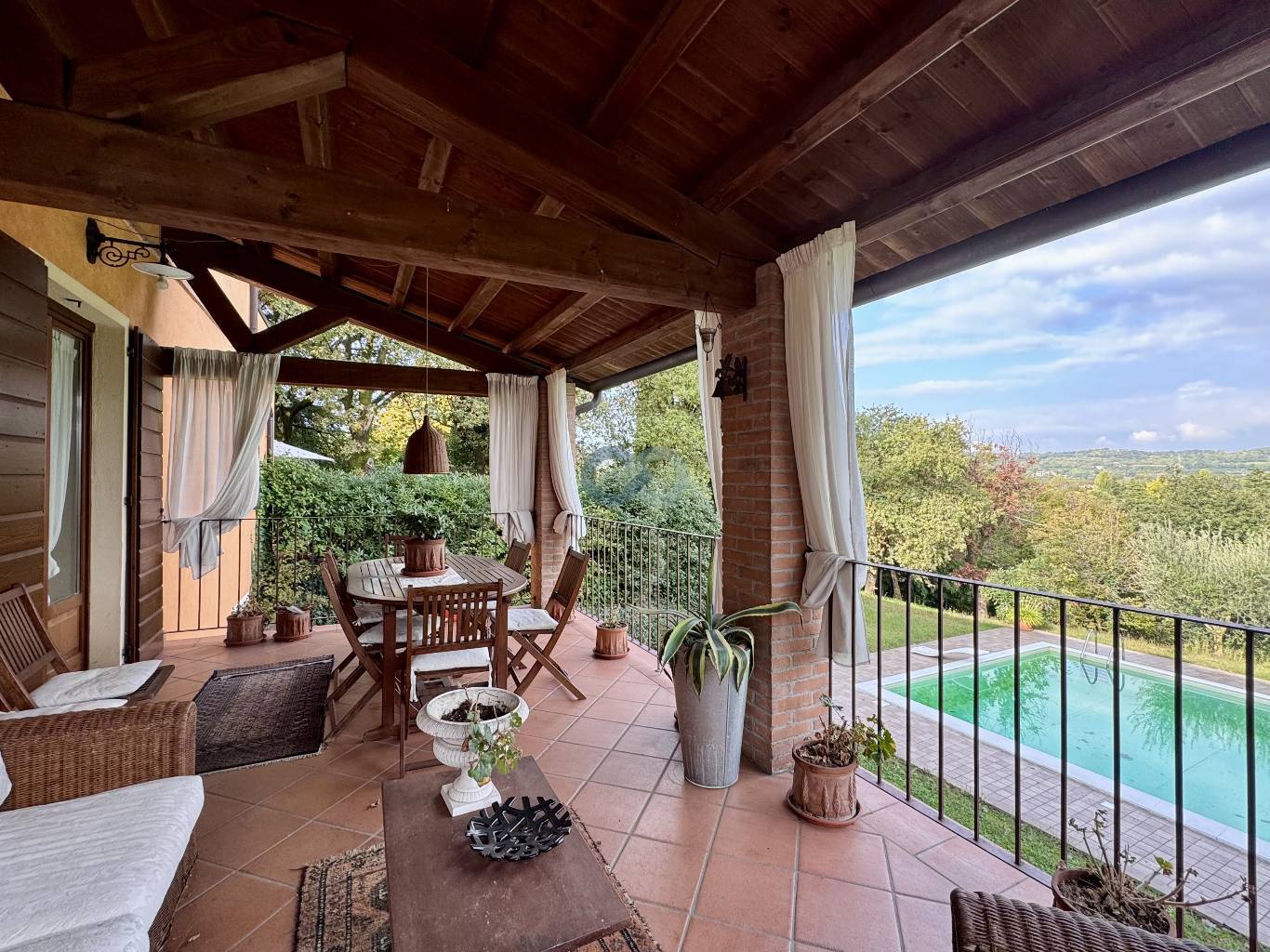 VILLA CON PISCINA 27