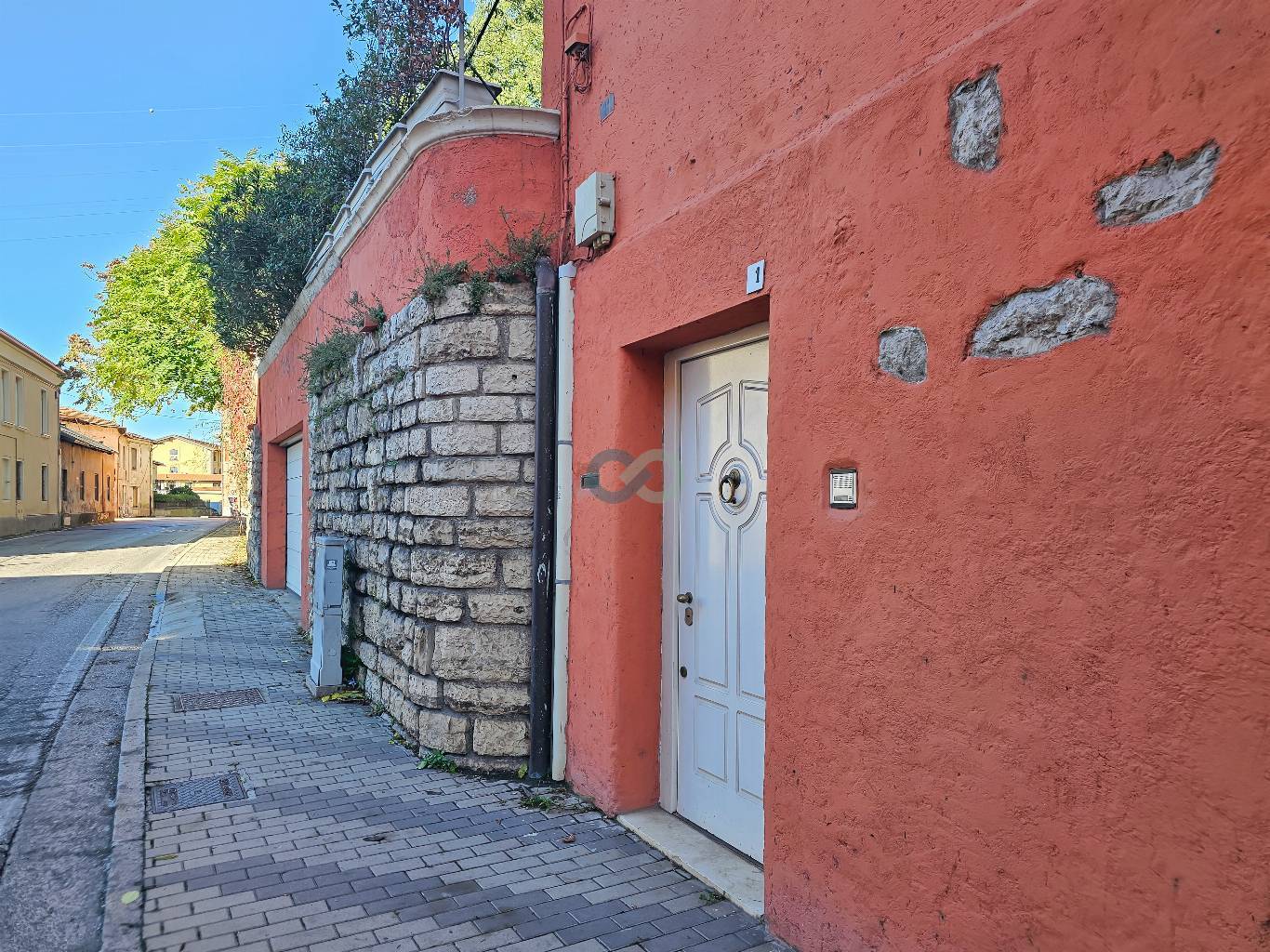 CASA INDIPENDENTE A SANT'EUFEMIA 2