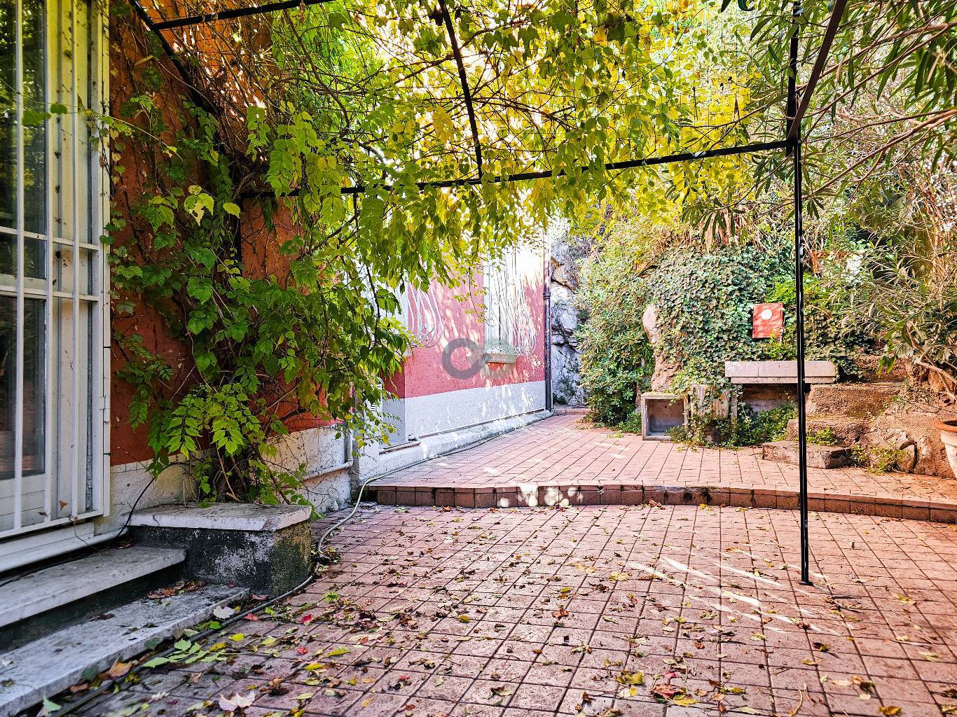 CASA INDIPENDENTE A SANT'EUFEMIA 38