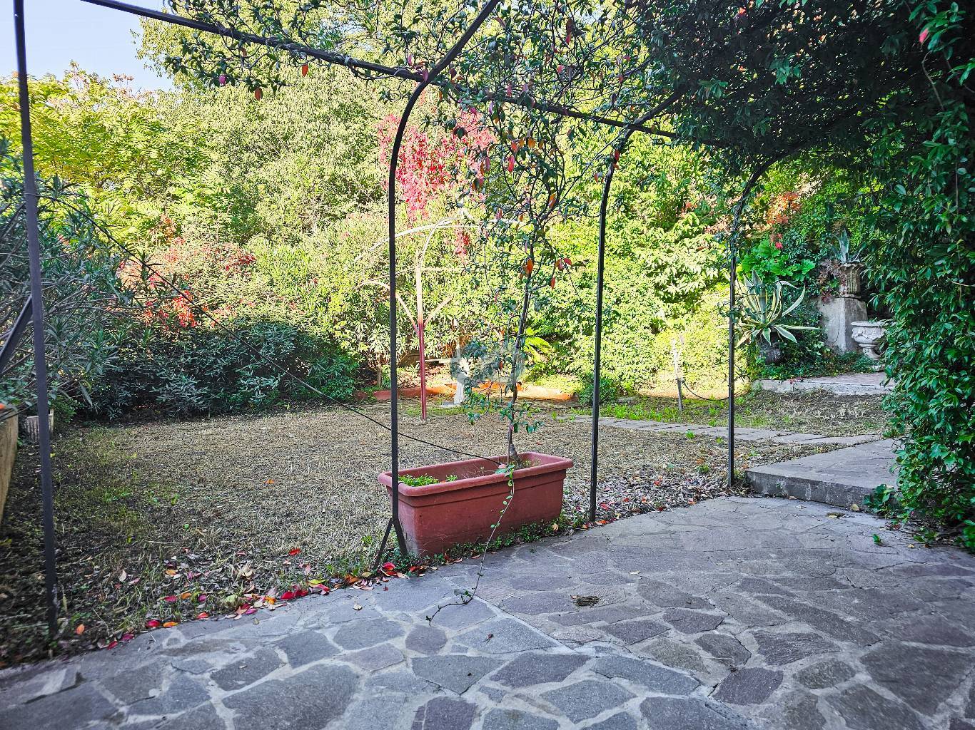 CASA INDIPENDENTE A SANT'EUFEMIA 40