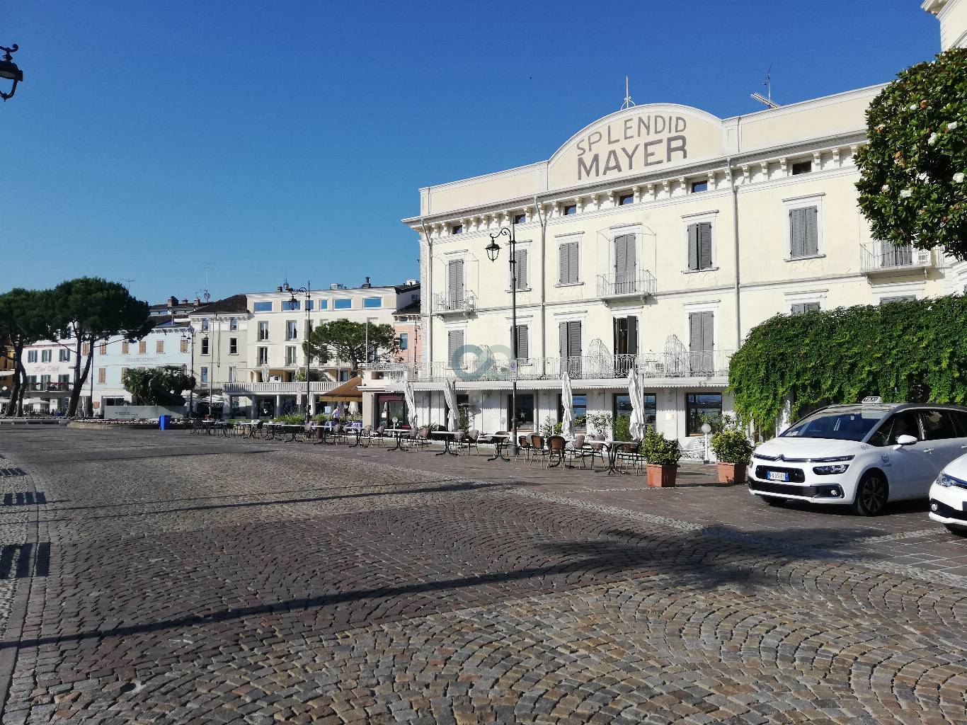 BILOCALE ARREDATO 17