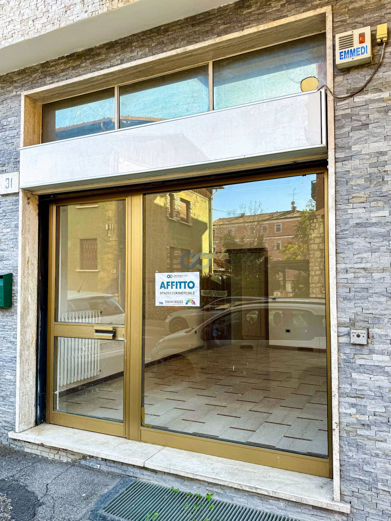 NEGOZIO A REDDITO 11