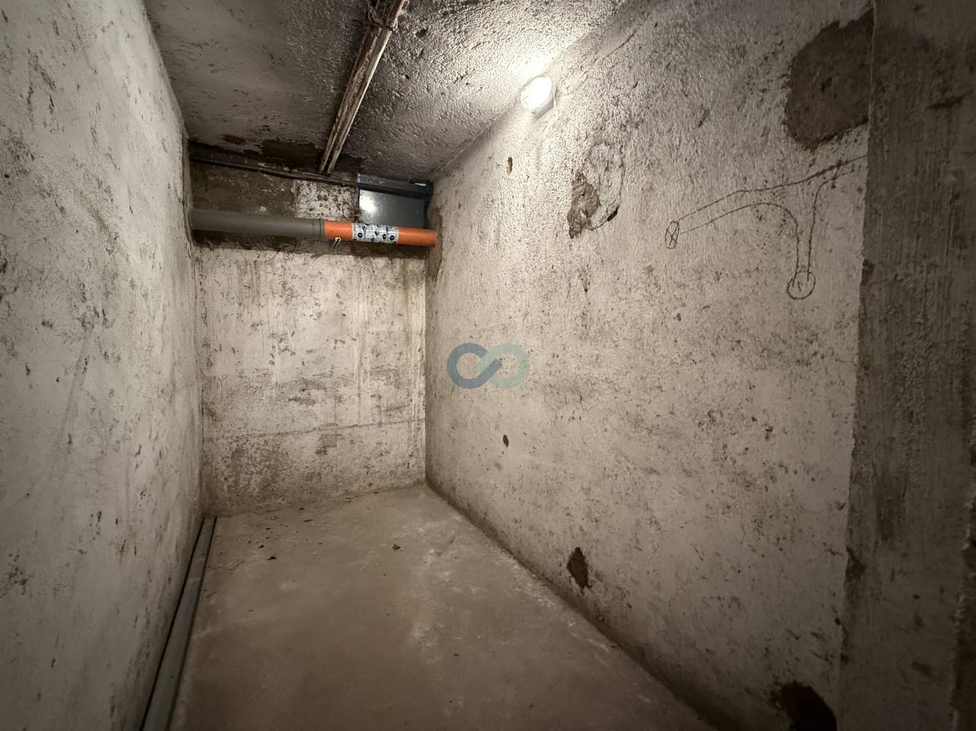 NEGOZIO A REDDITO 13