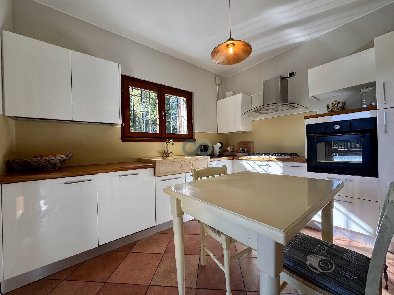 Villa Singola con due unità 48