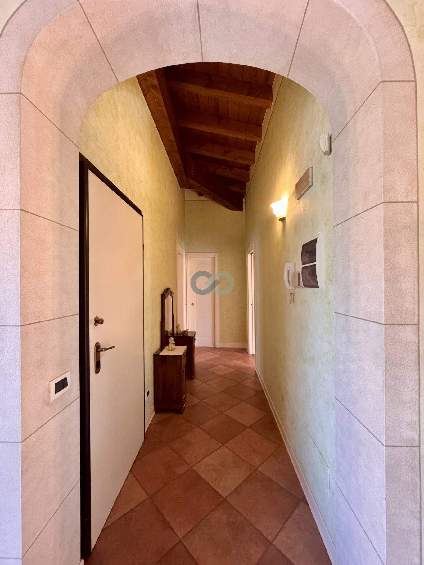 Villa Singola con due unità 30