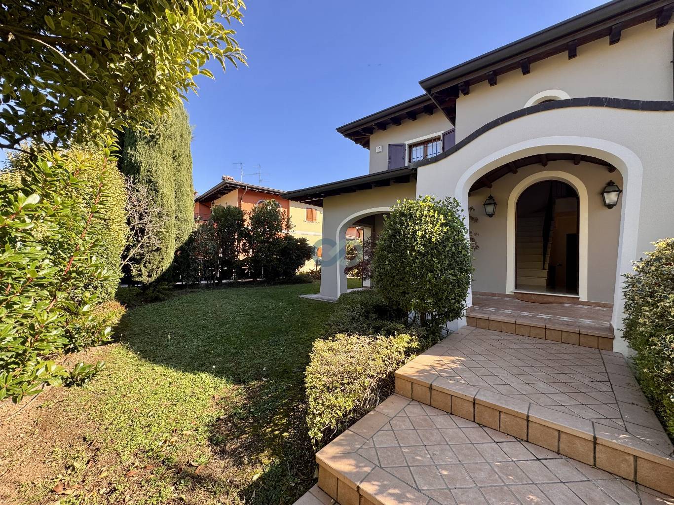 Villa Singola con due unità 14