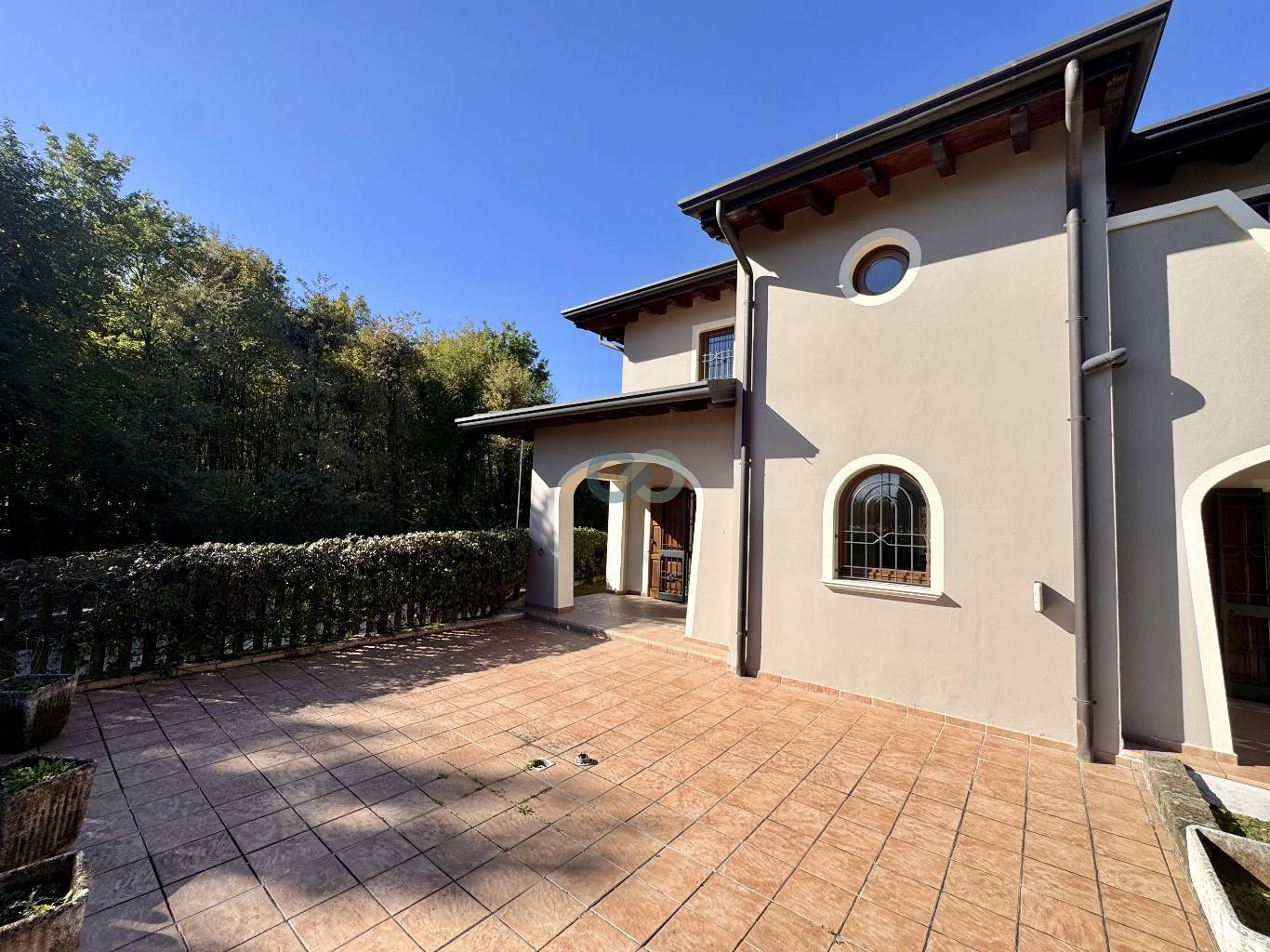 Villa Singola con due unità 10