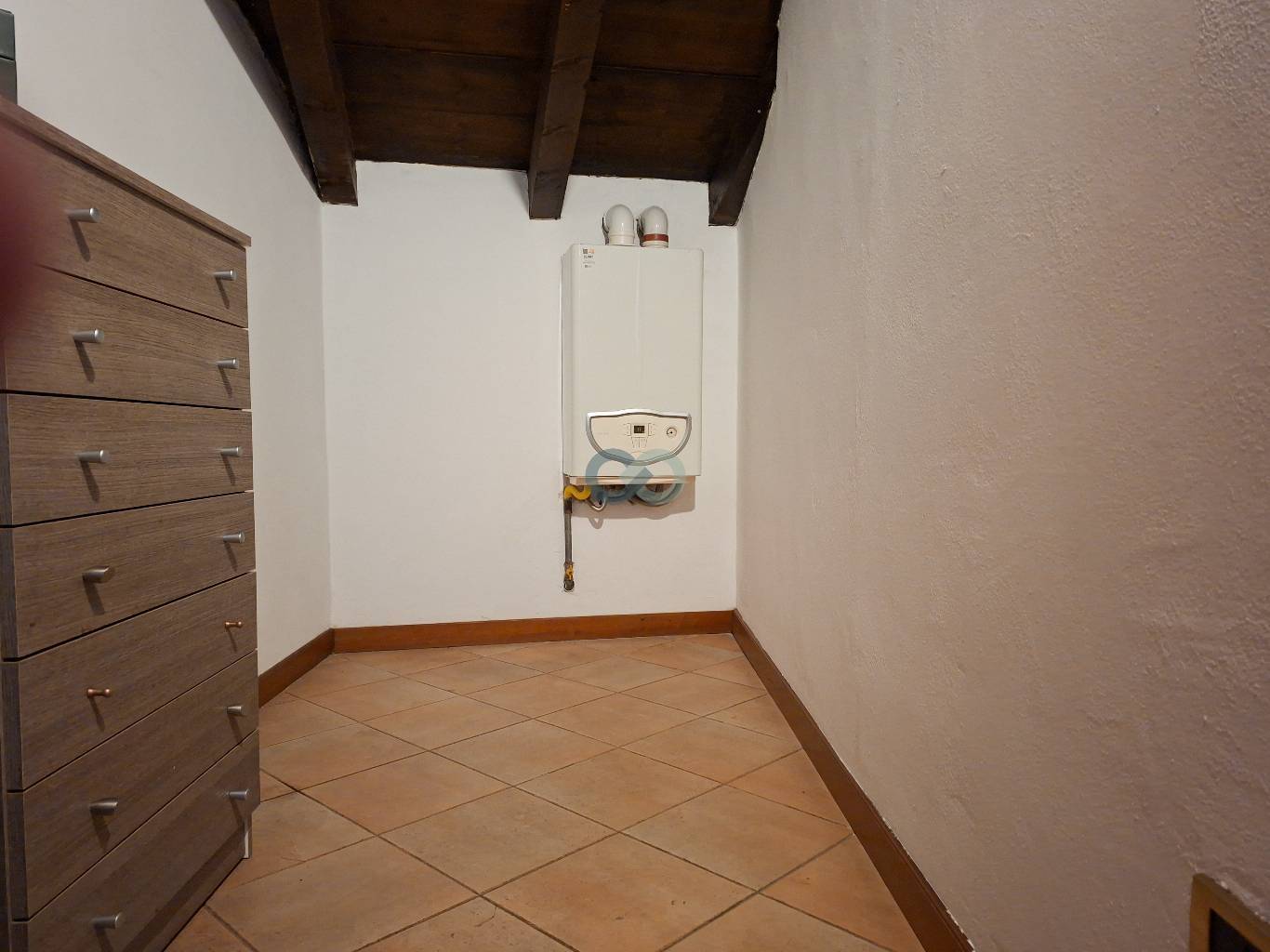 BILOCALE ARREDATO 15