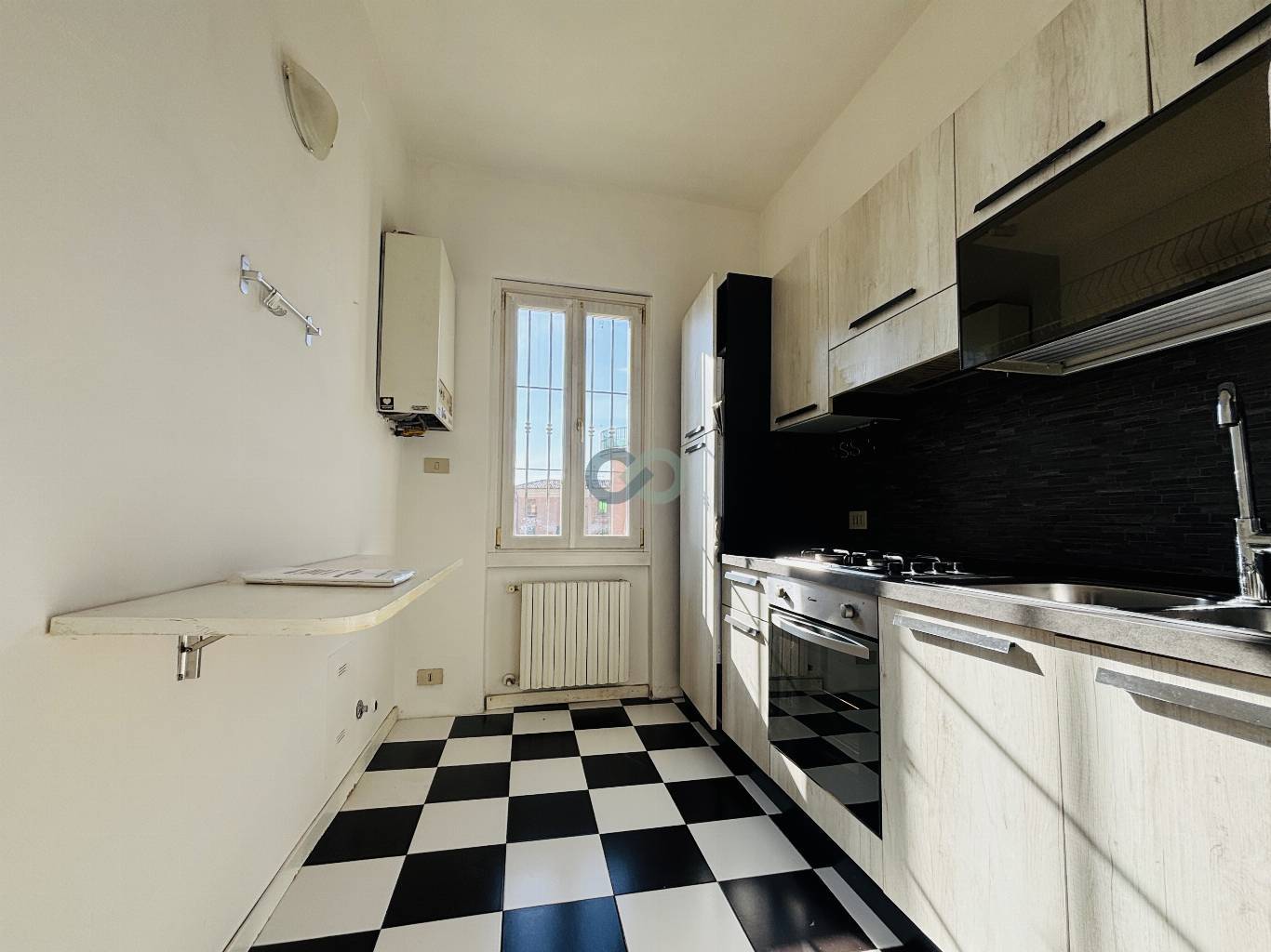 TRILOCALE INDIPENDENTE 9