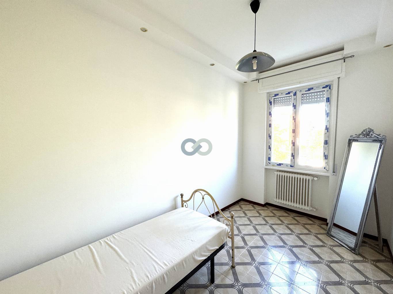 GRANDE APPARTAMENTO CON CANTINA E BOX AUTO 19