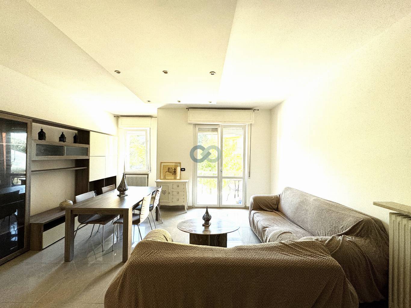 GRANDE APPARTAMENTO CON CANTINA E BOX AUTO 7