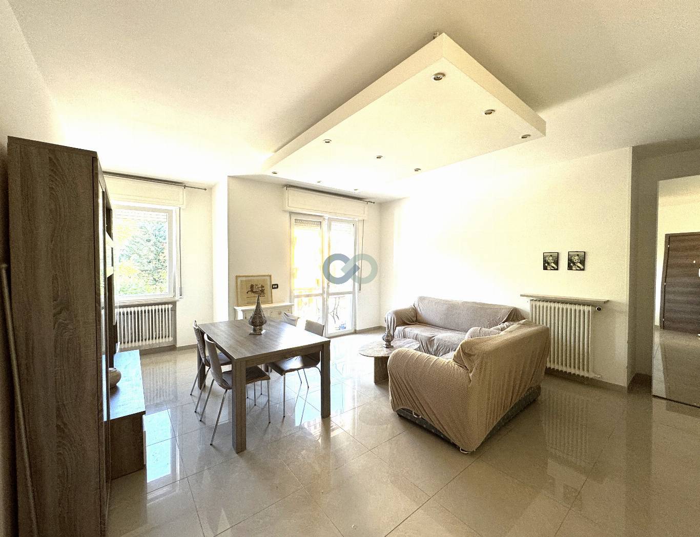 GRANDE APPARTAMENTO CON CANTINA E BOX AUTO 4