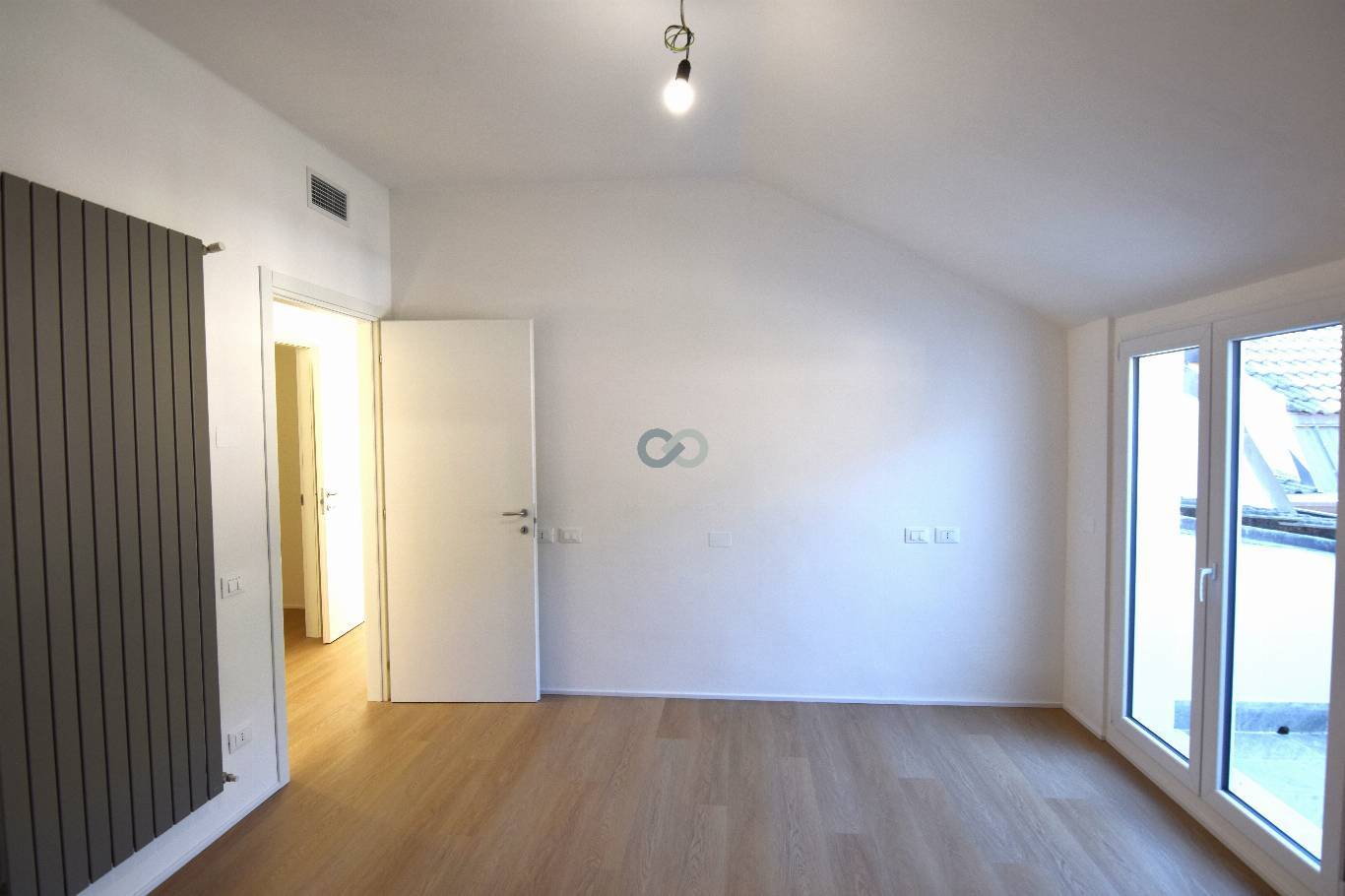 TRILOCALE RISTRUTTURATO CON BOX 21