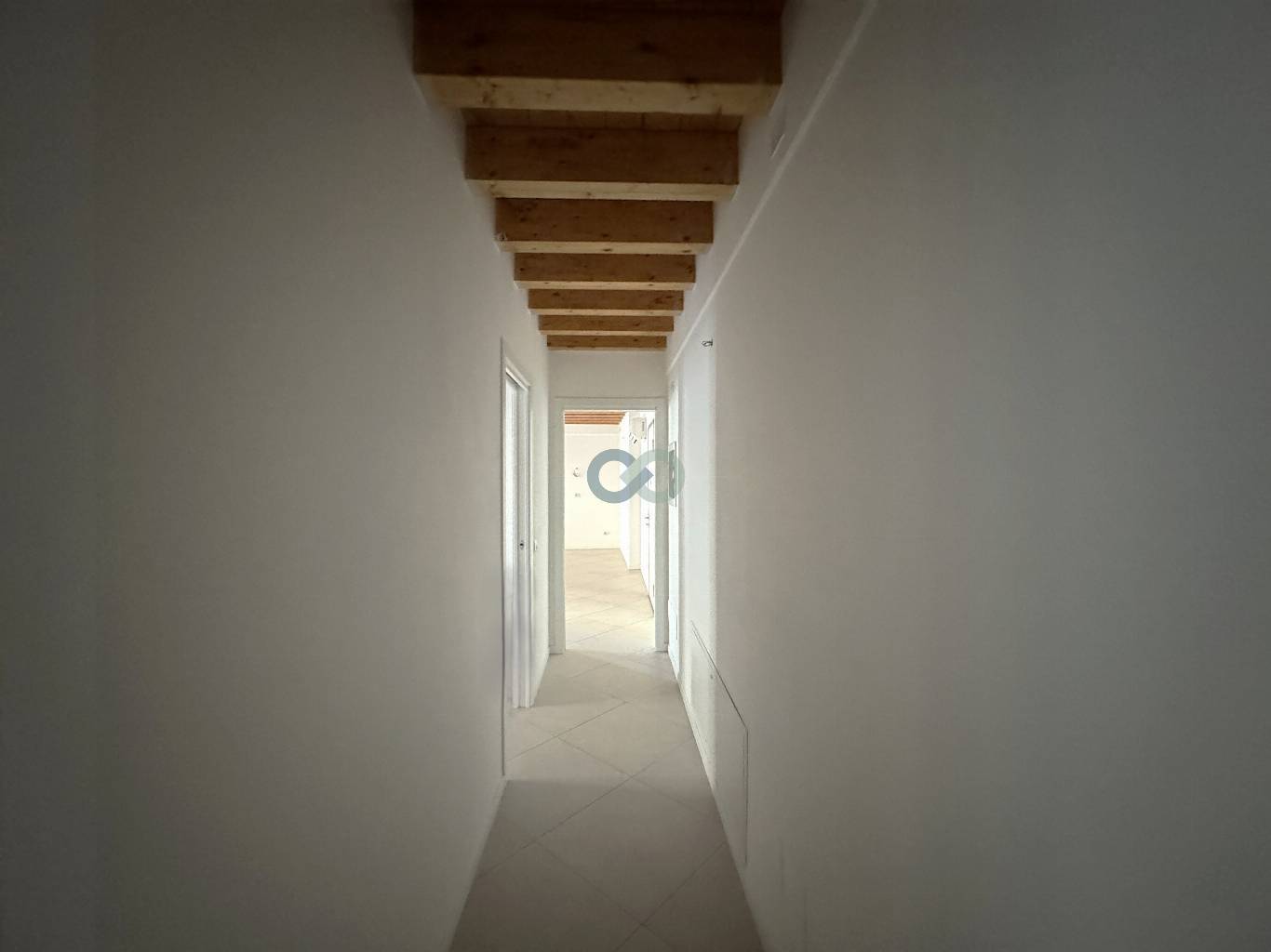 APPARTAMENTO NON ARREDATO 10