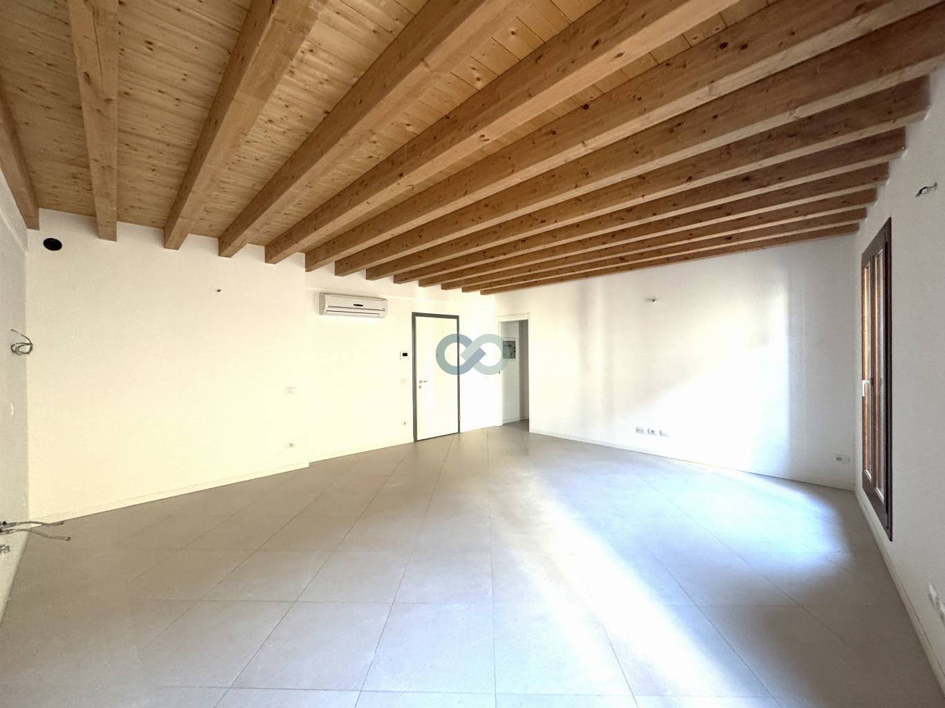 APPARTAMENTO NON ARREDATO 2