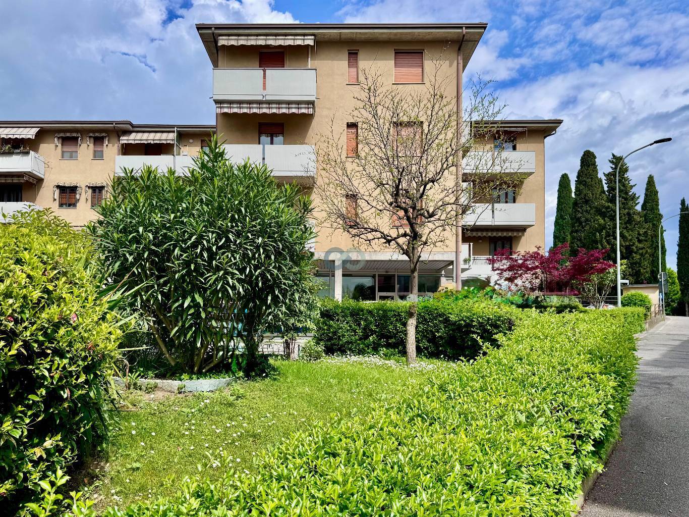 TRILOCALE ULTIMO PIANO 1