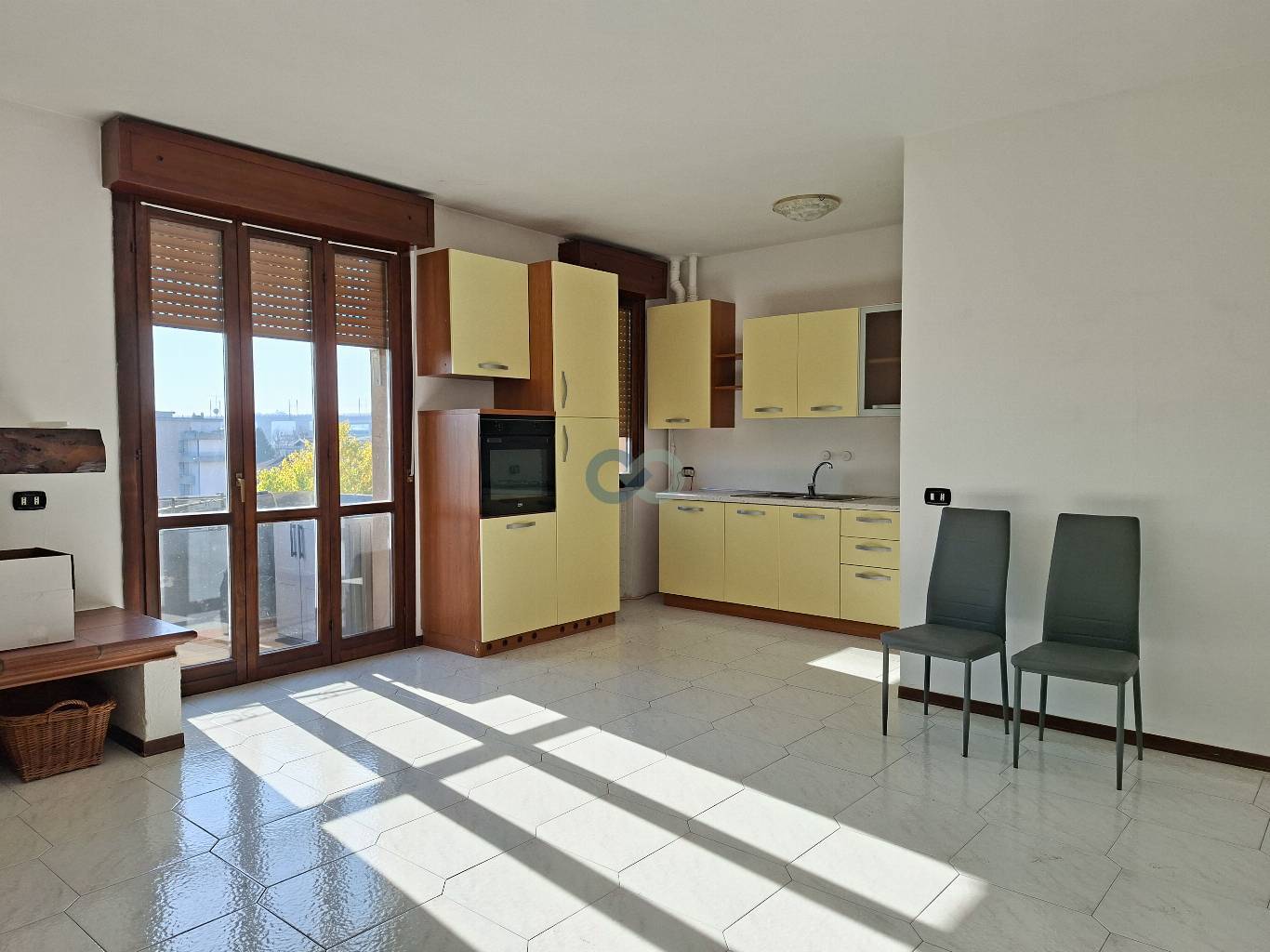 TRILOCALE ULTIMO PIANO 2