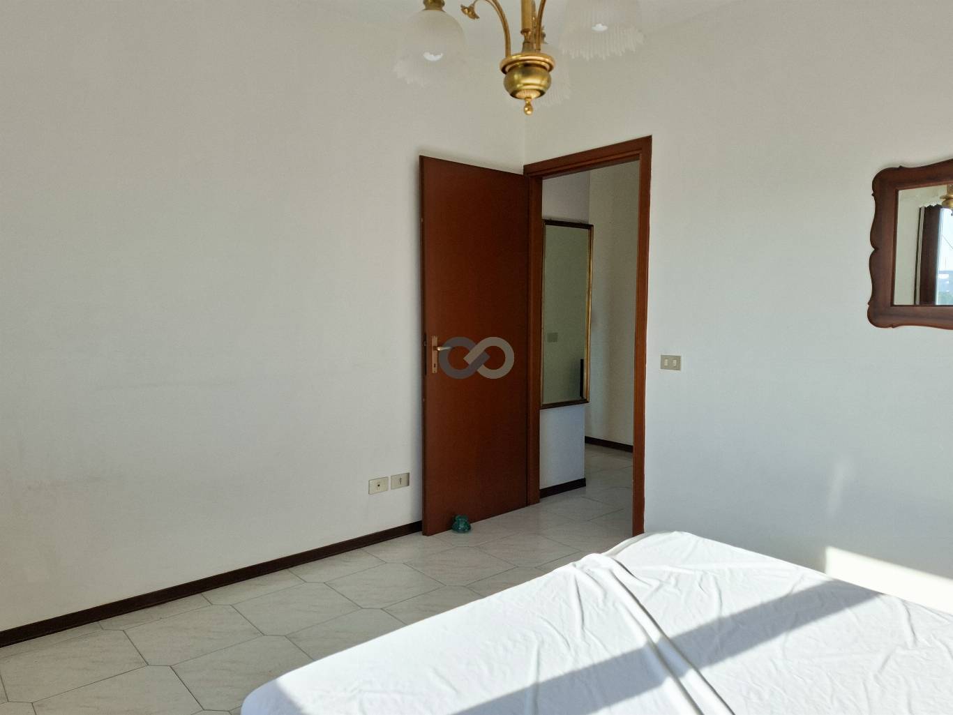 TRILOCALE ULTIMO PIANO 9