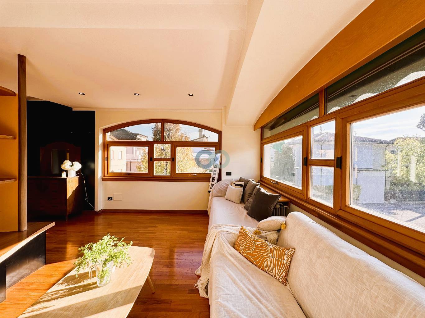 ATTICO IN BIFAMILIARE 8