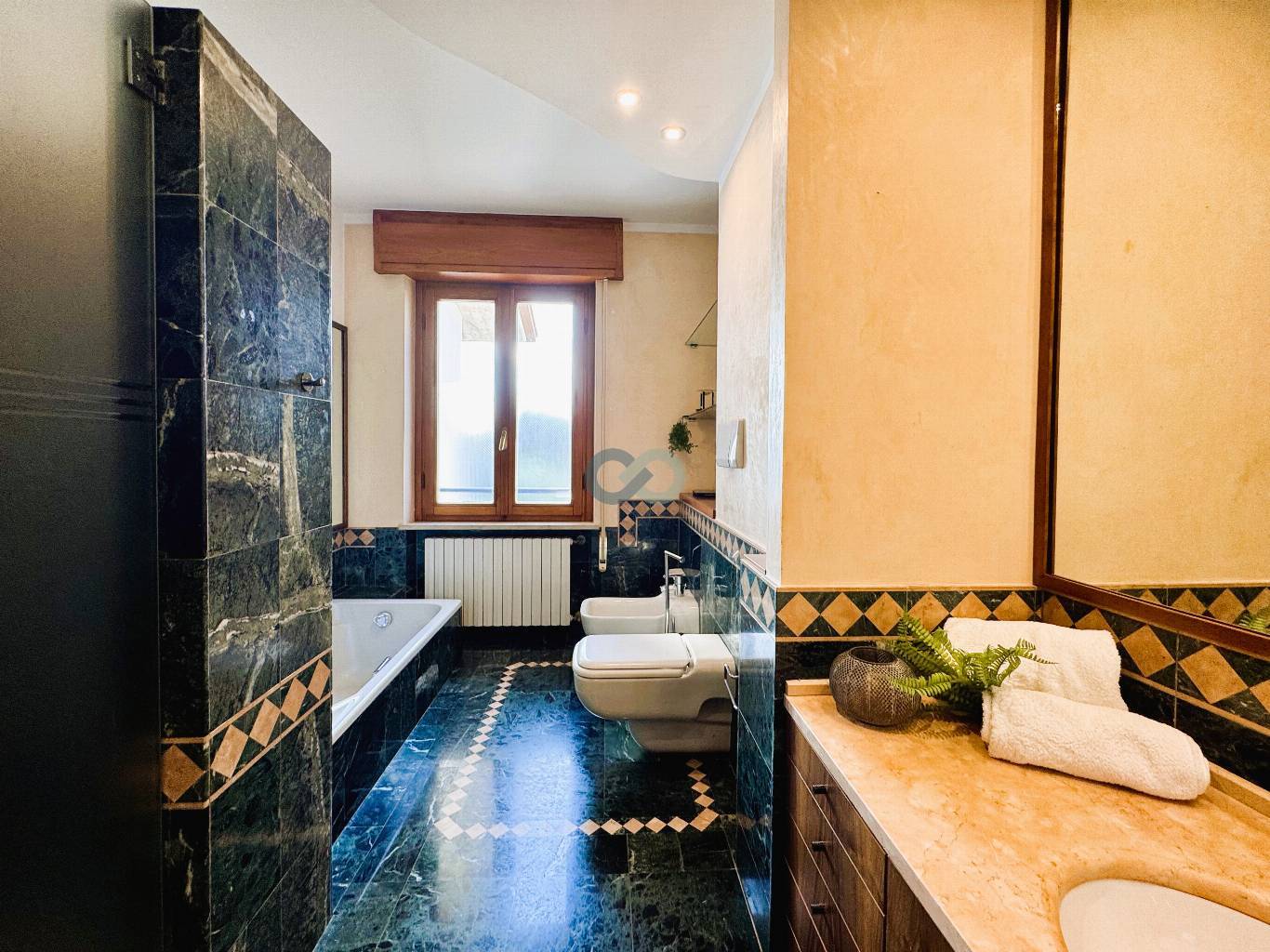 ATTICO IN BIFAMILIARE 33