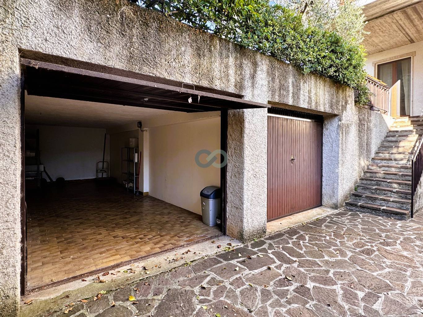 ATTICO IN BIFAMILIARE 52