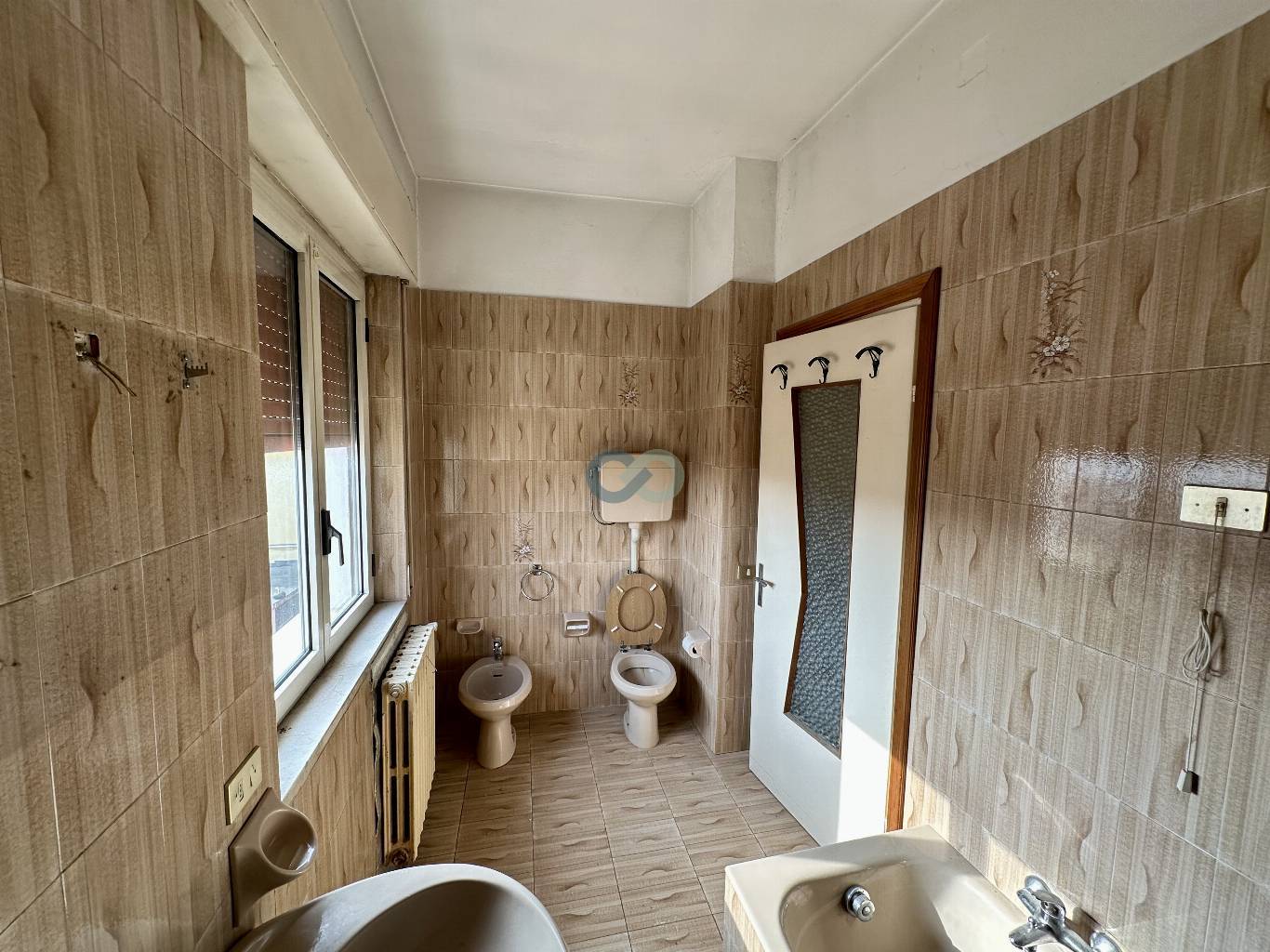 Porzione casa-cielo terra 21