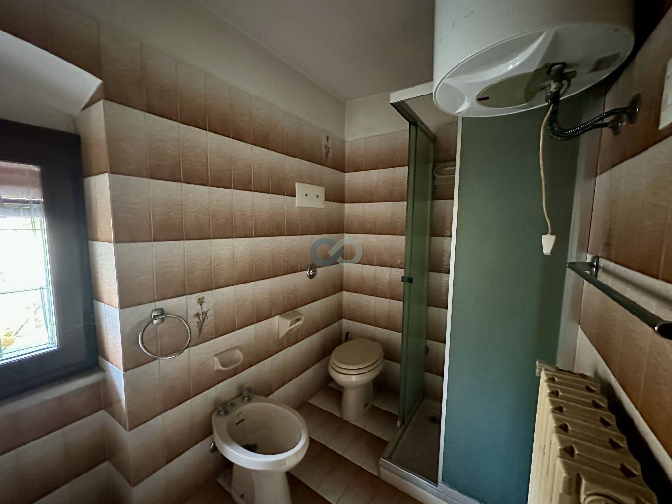 Porzione casa-cielo terra 22