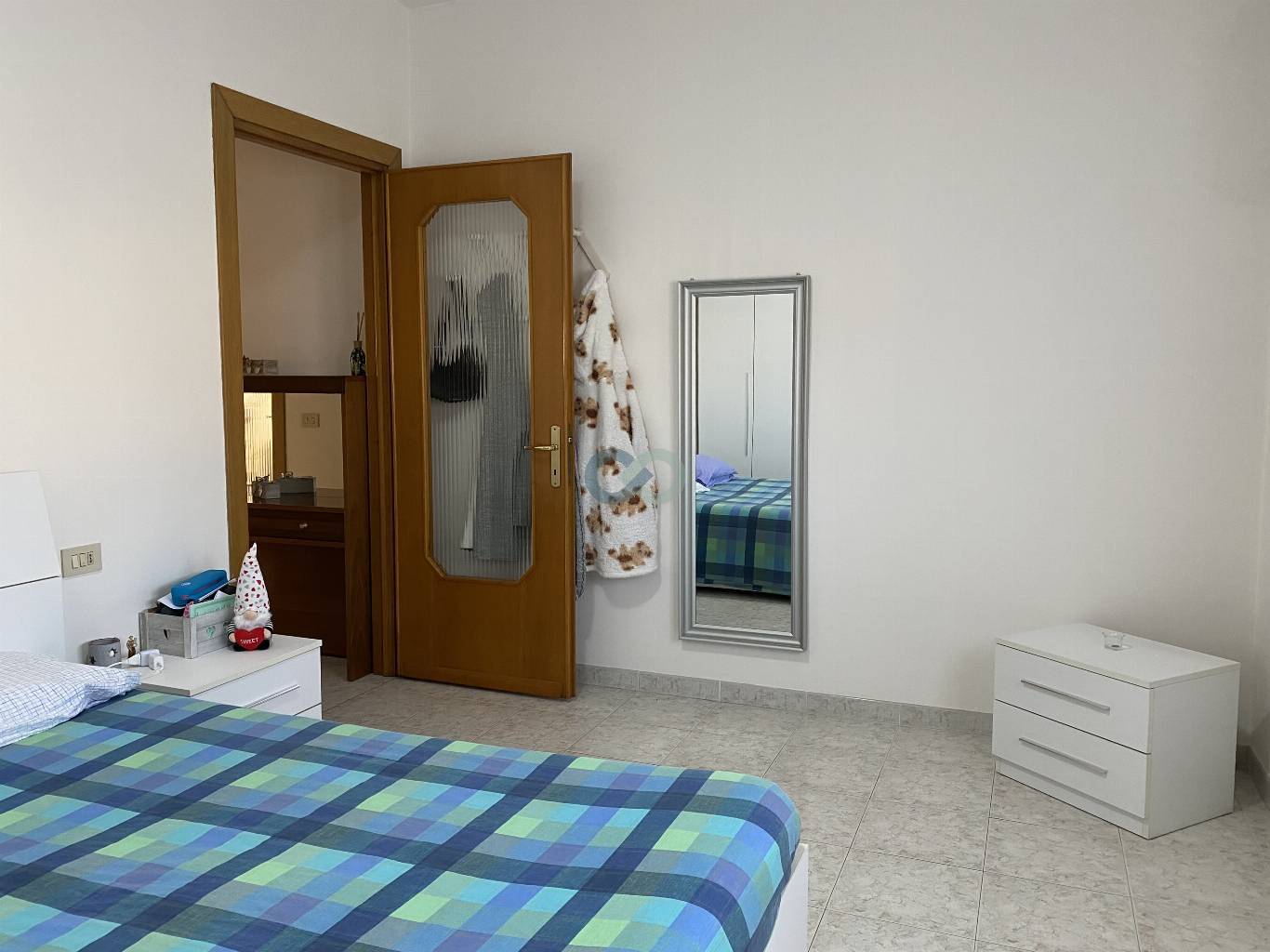 PENTALOCALE CON GIARDINO 10