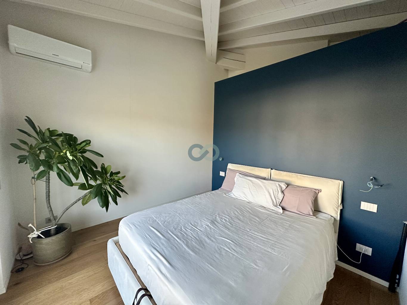 Villa Bifamigliare 16