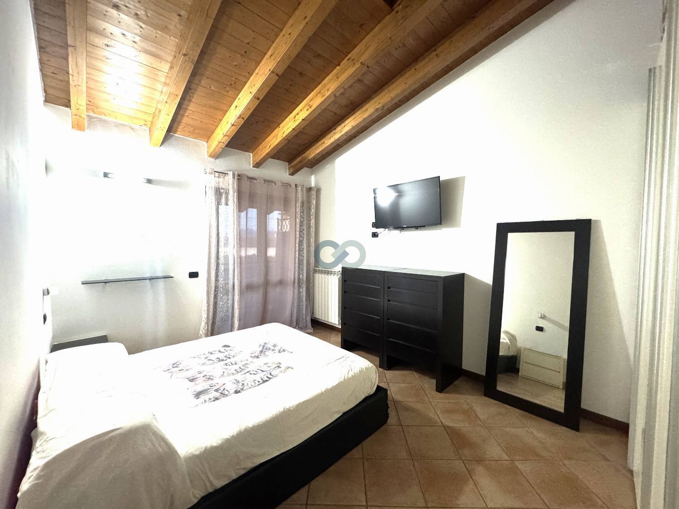 AMPIO E LUMINOSO APPARTAMENTO IN RESIDENCE CON PISCINA 7