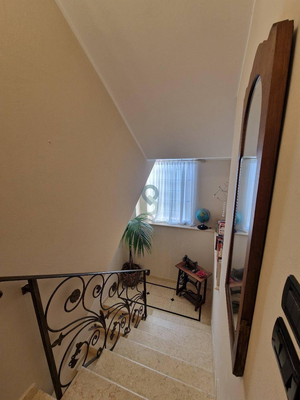 Villanuova sul Clisi – Primissima zona collinare, a soli 700 m dal centro 23