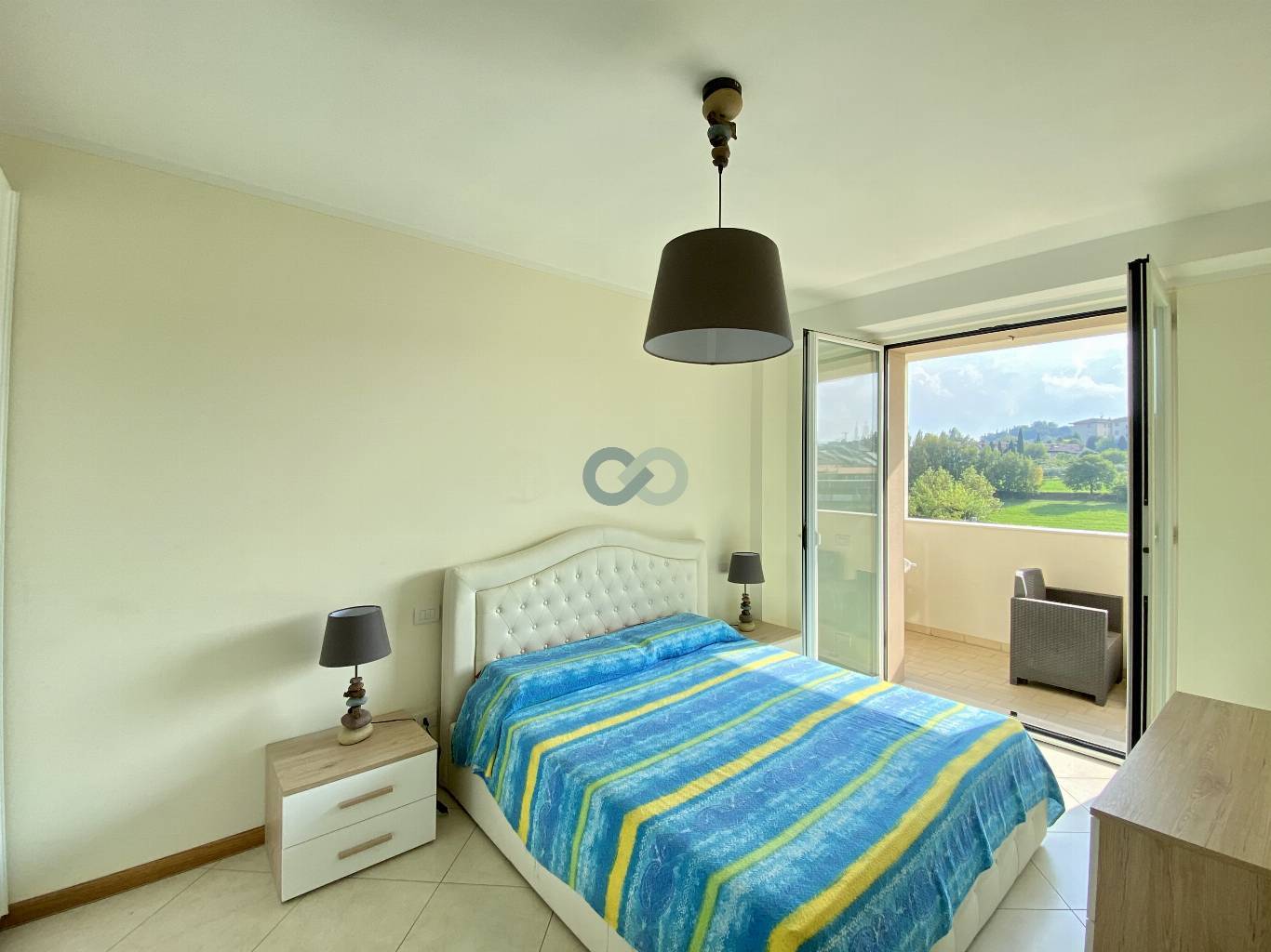 TRILOCALE CON TERRAZZO 14