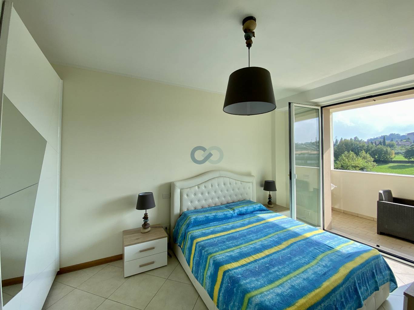 TRILOCALE CON TERRAZZO 17