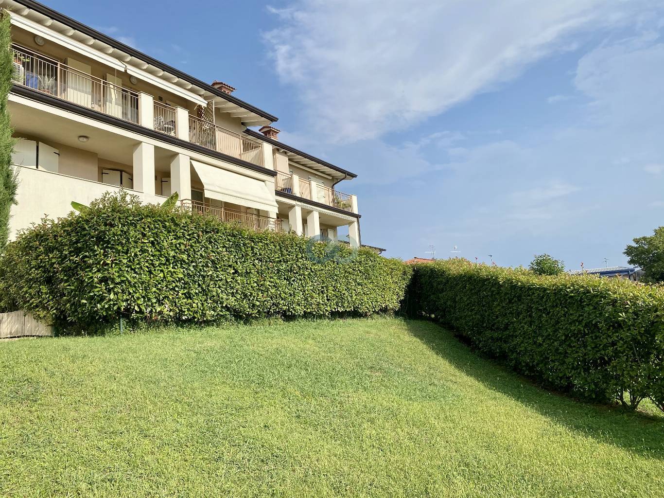 TRILOCALE CON TERRAZZO 25