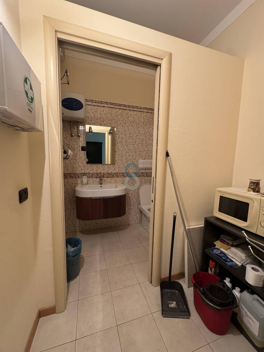 Ufficio con Soppalco 16