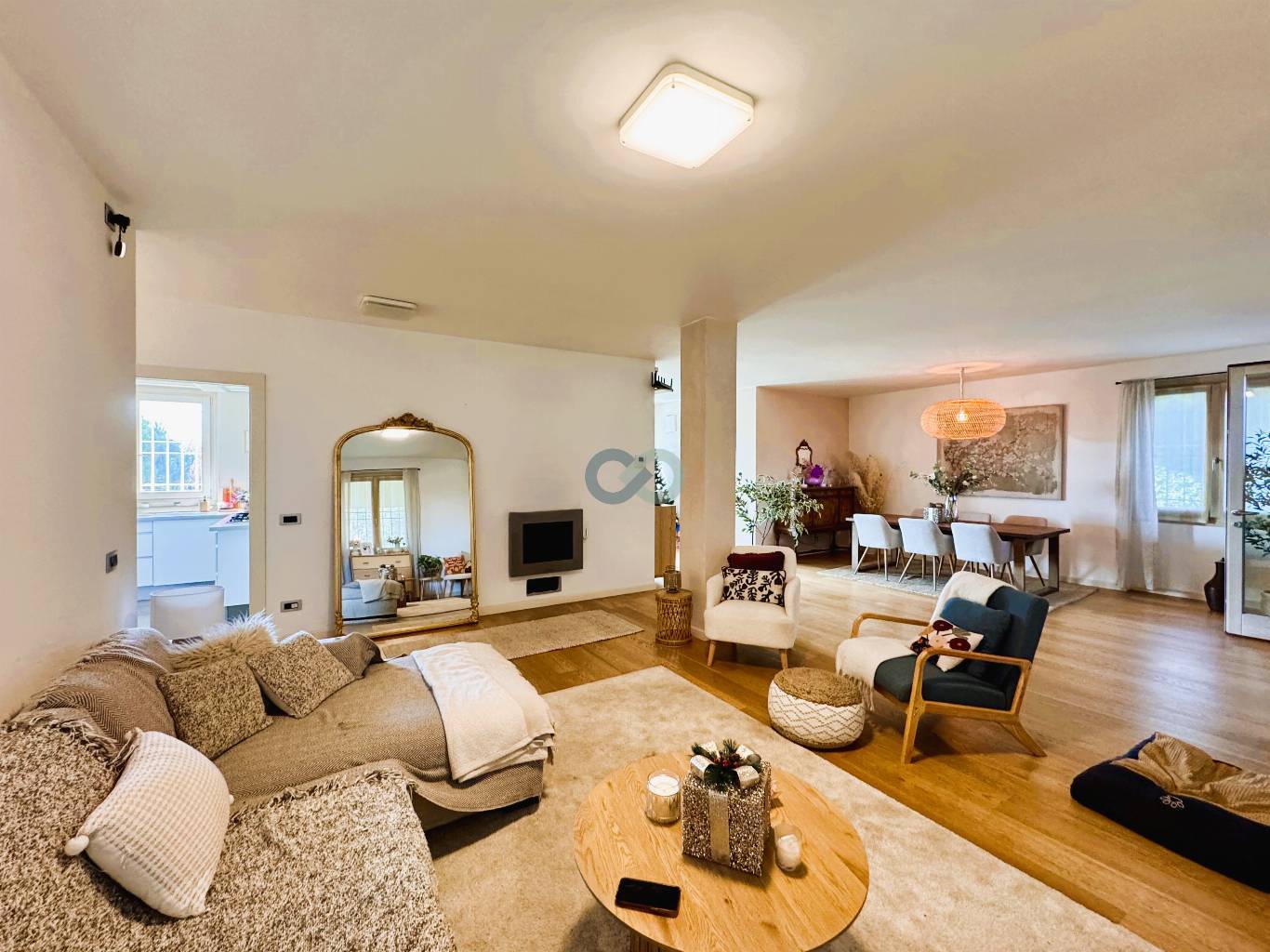 VILLA SINGOLA CON PISCNA 1