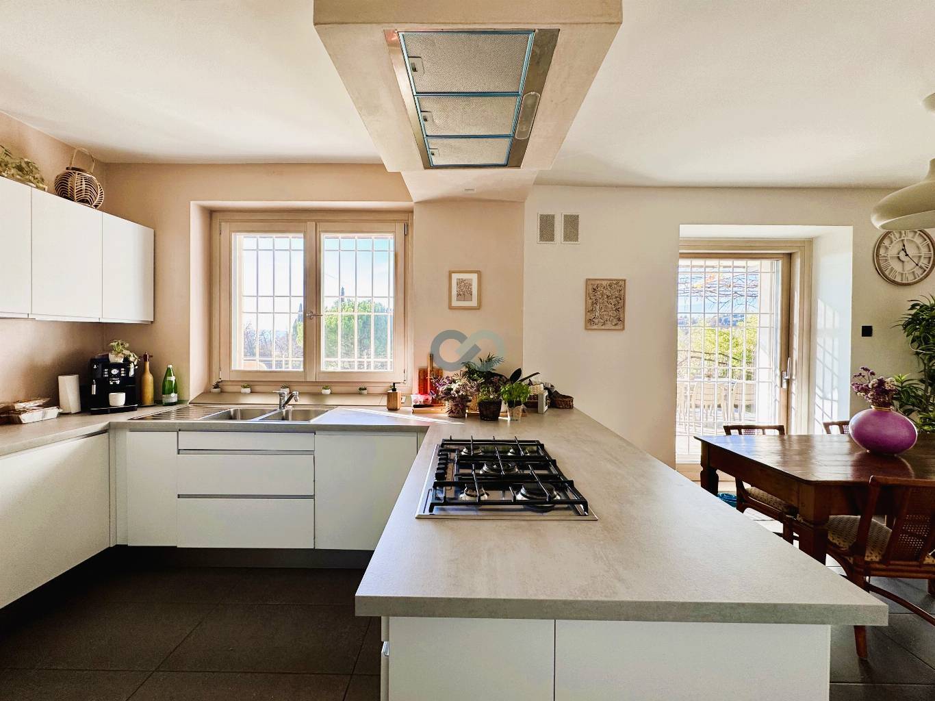 VILLA SINGOLA CON PISCNA 14