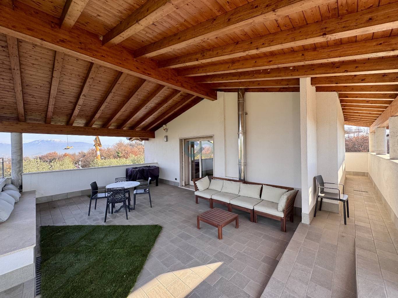 VILLA SINGOLA CON PISCNA 32