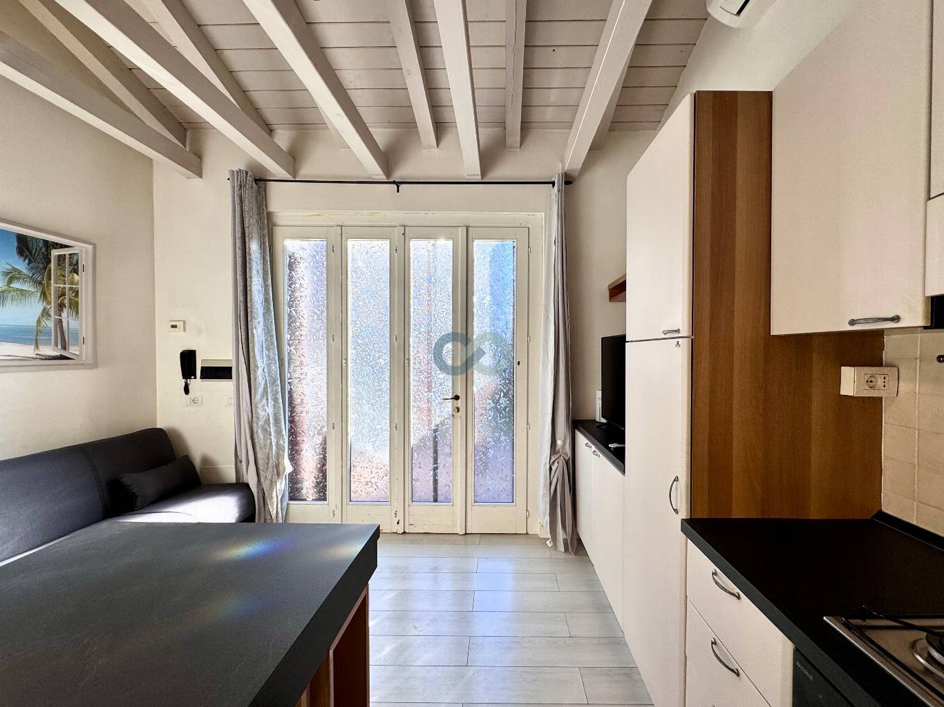 BILOCALE CON SOPPALCO 6