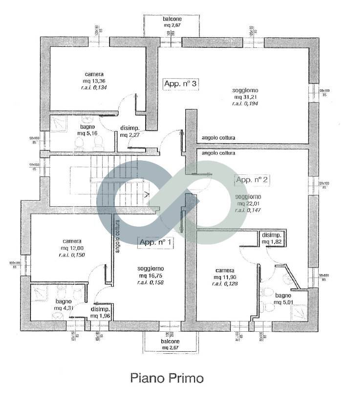 Intero piano con 3 Bilocali 1