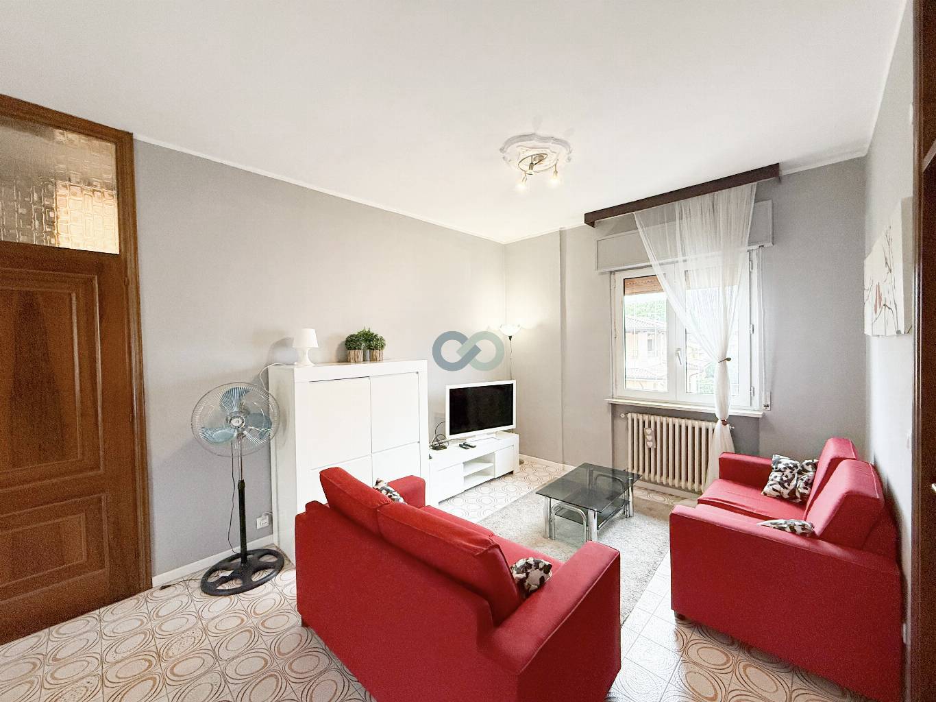 APPARTAMENTO TRILOCALE CON TAVERNA E GIARDINO 2