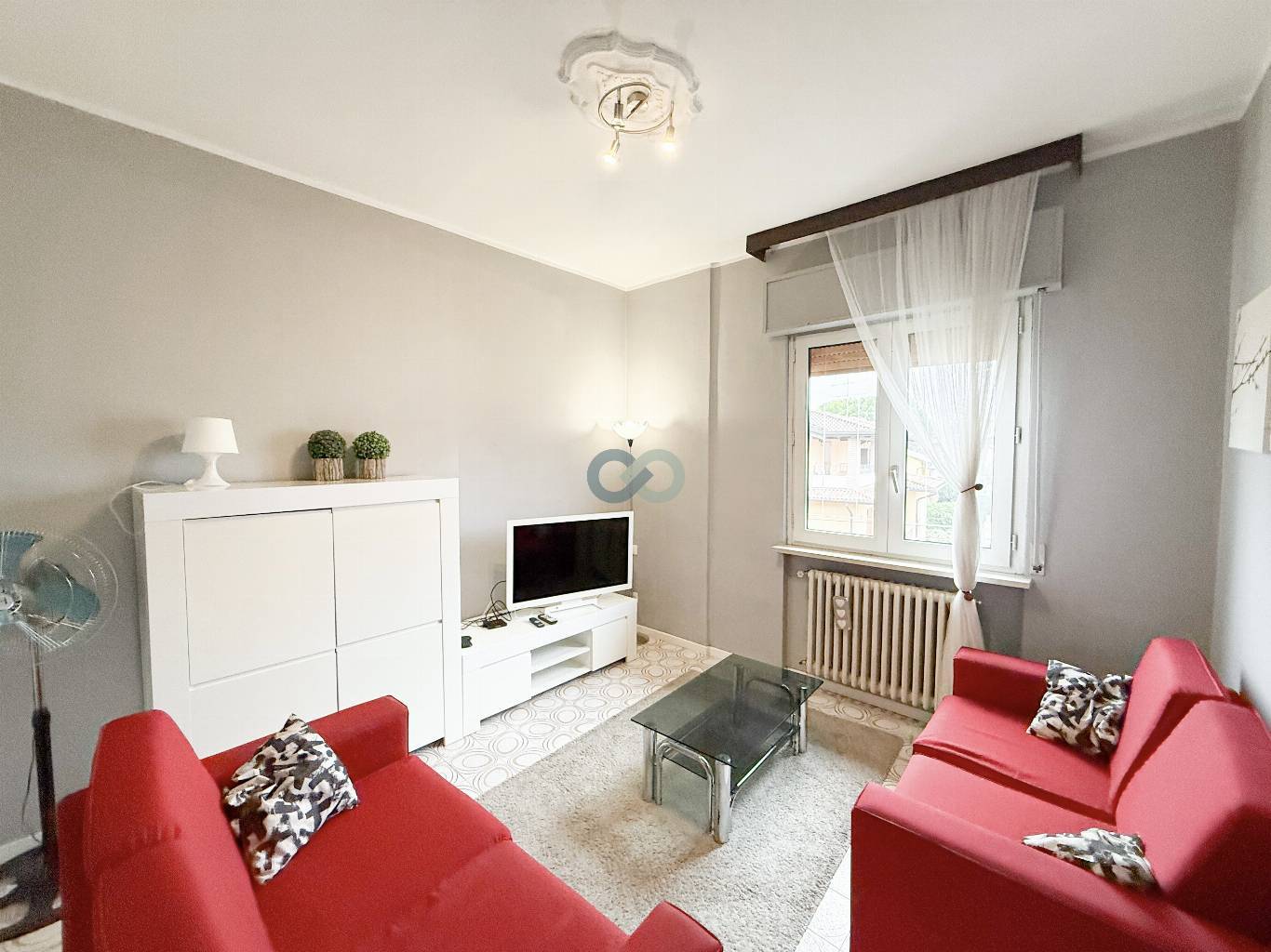 APPARTAMENTO TRILOCALE CON TAVERNA E GIARDINO 10