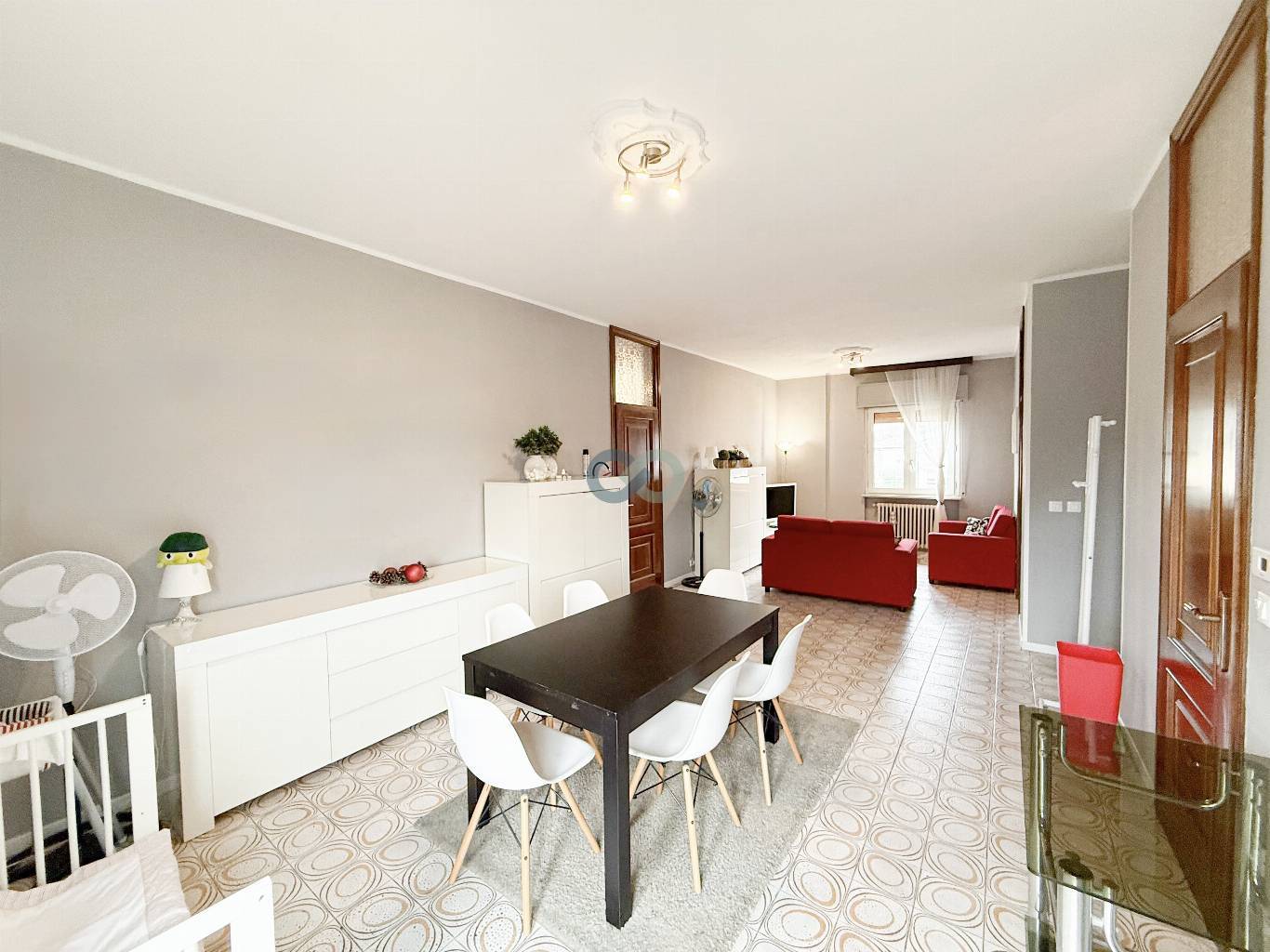 APPARTAMENTO TRILOCALE CON TAVERNA E GIARDINO 18