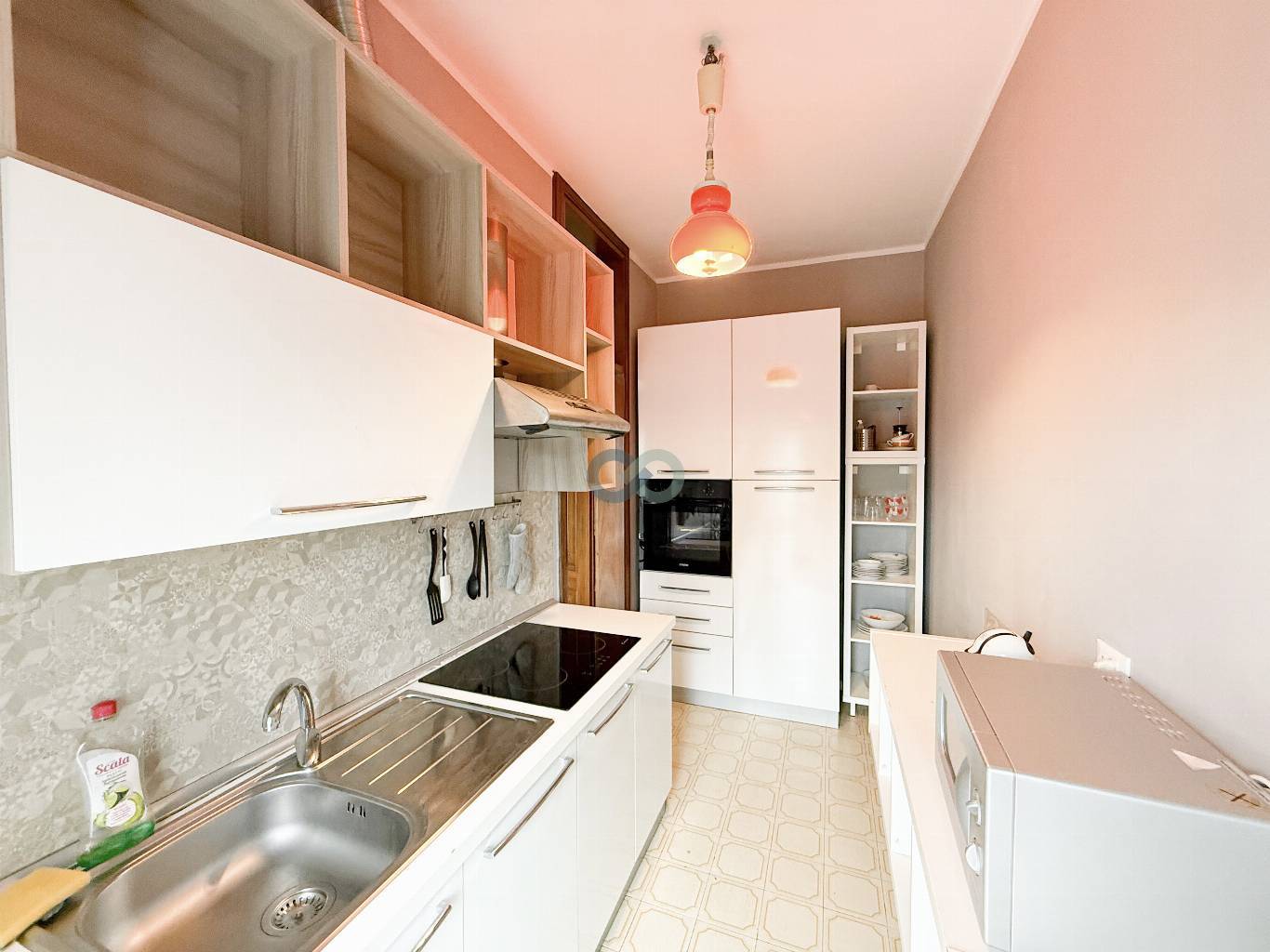 APPARTAMENTO TRILOCALE CON TAVERNA E GIARDINO 25